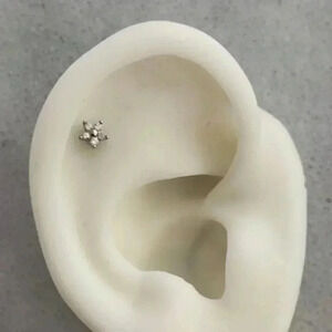 COPY - Silver Crystal Flower Micro Mini Cartilage Earring